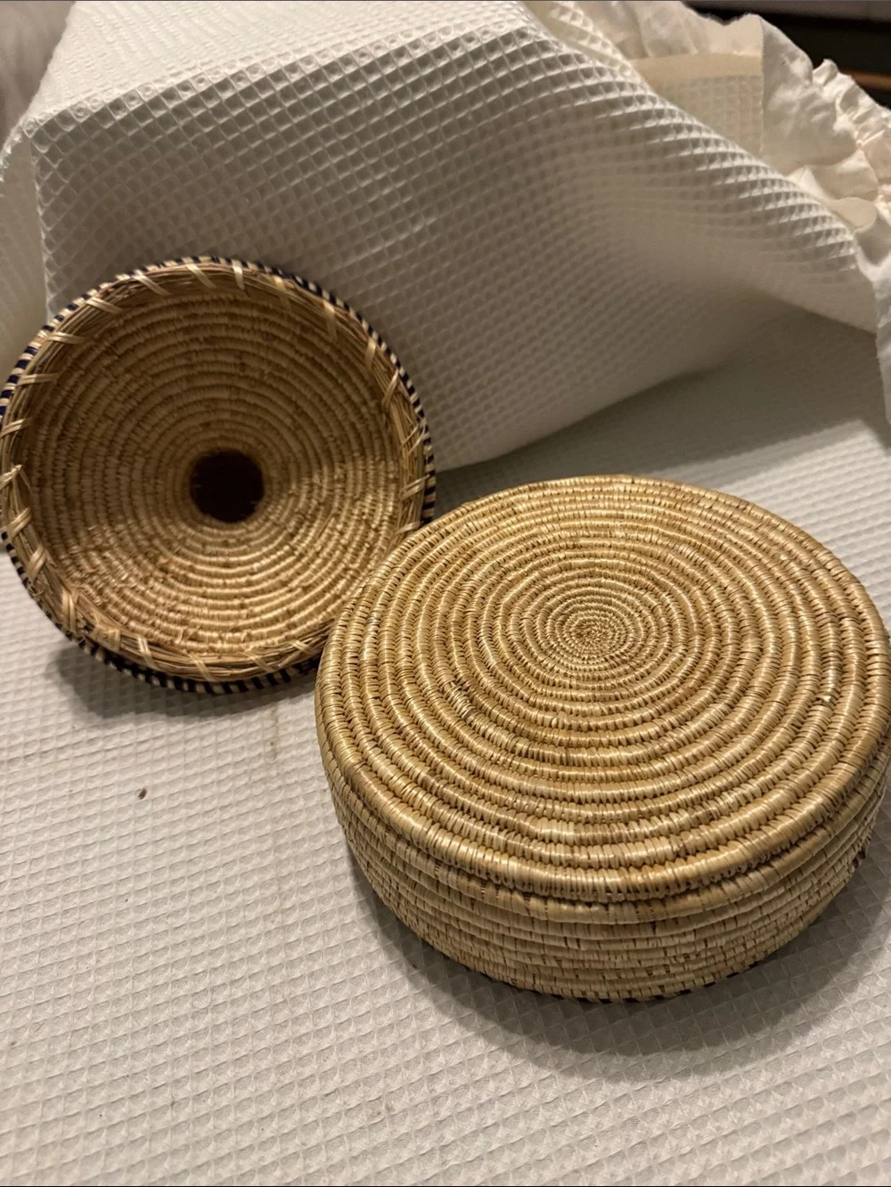 Vintage Boho Lidded Basket SweetGrass. EUC